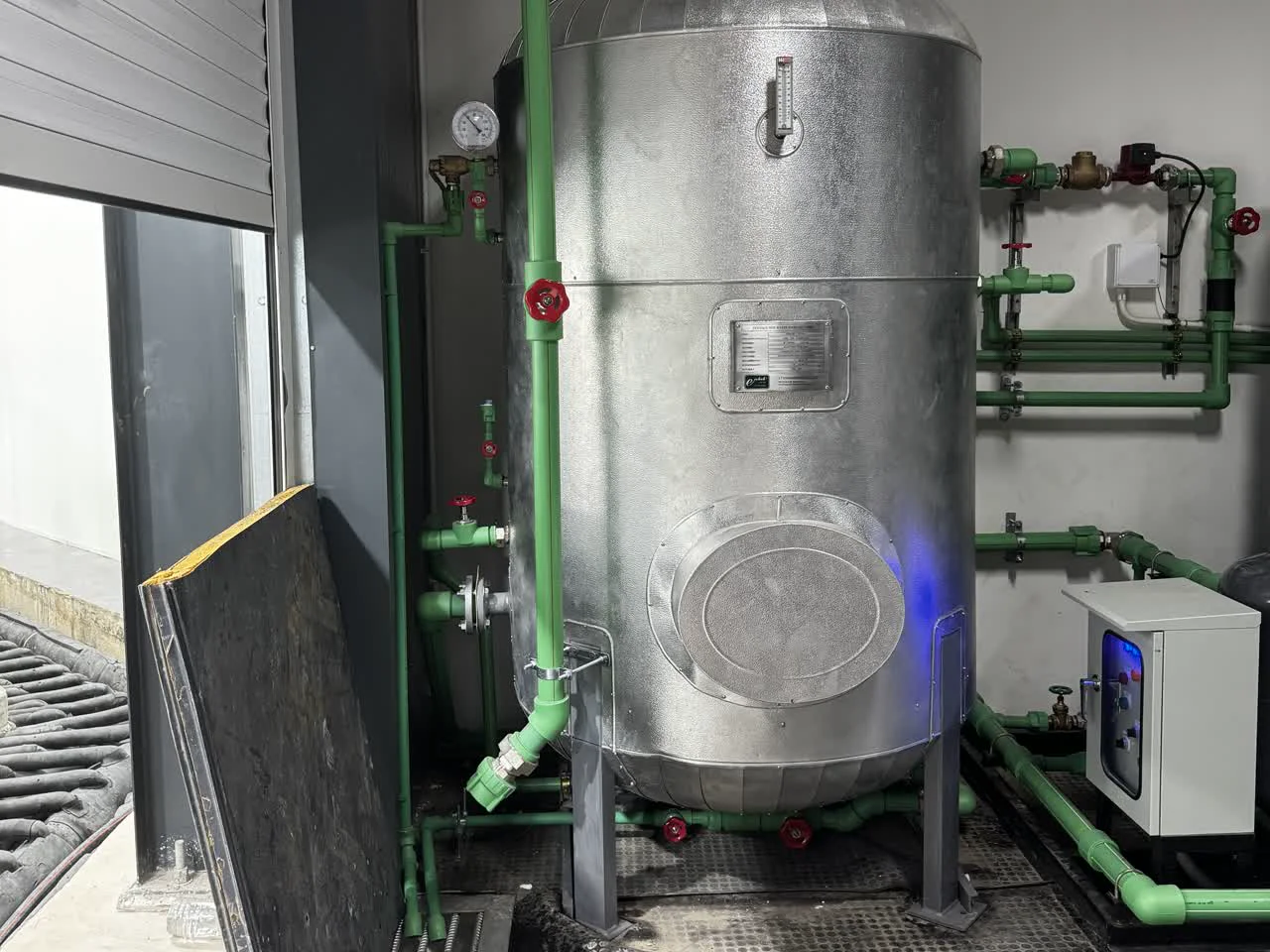 ระบบน้ำร้อน Heat Pump สำหรับลานสเกตน้ำแข็ง จ.ภูเก็ต - รูปที่ 3
