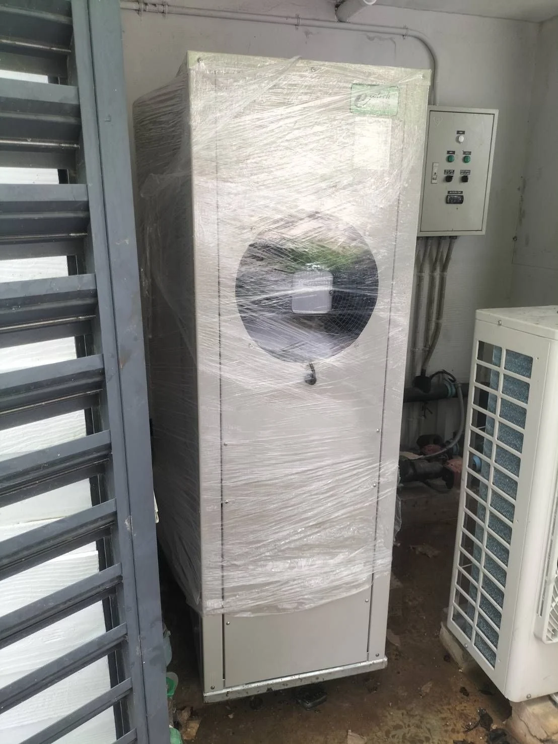 ติดตั้ง Compact Heat Pump รุ่น WHP016-340 ทดแทนเครื่องเก่า โรงแรม 5 ดาว Pool Villa เกาะมะพร้าว จ.ภูเก็ต - รูปที่ 6