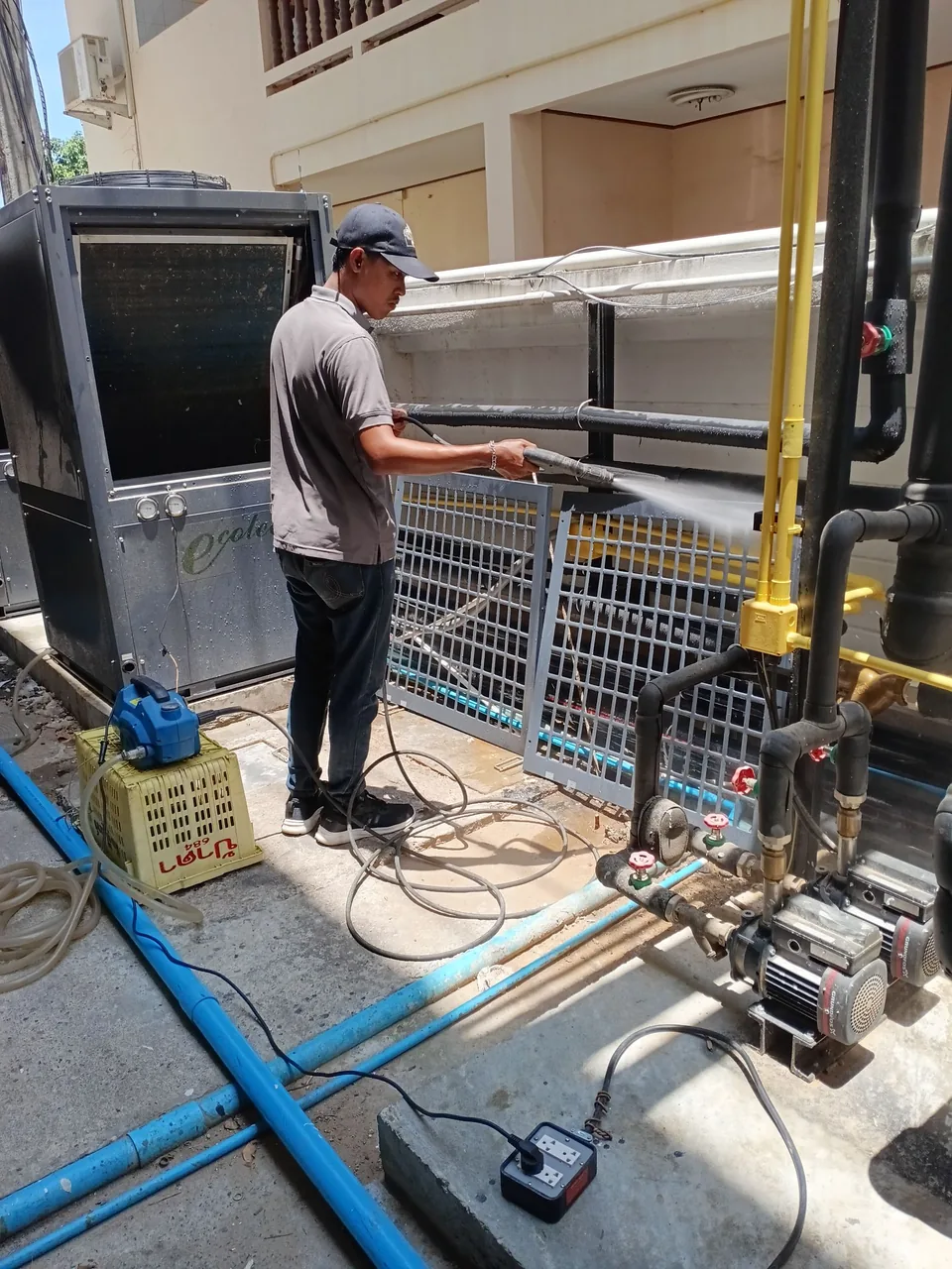 บริการล้าง–ซ่อมบำรุง Ecotech Heat Pump ตามรอบ โรงแรม 5 ดาว เกาะสมุย - รูปที่ 3