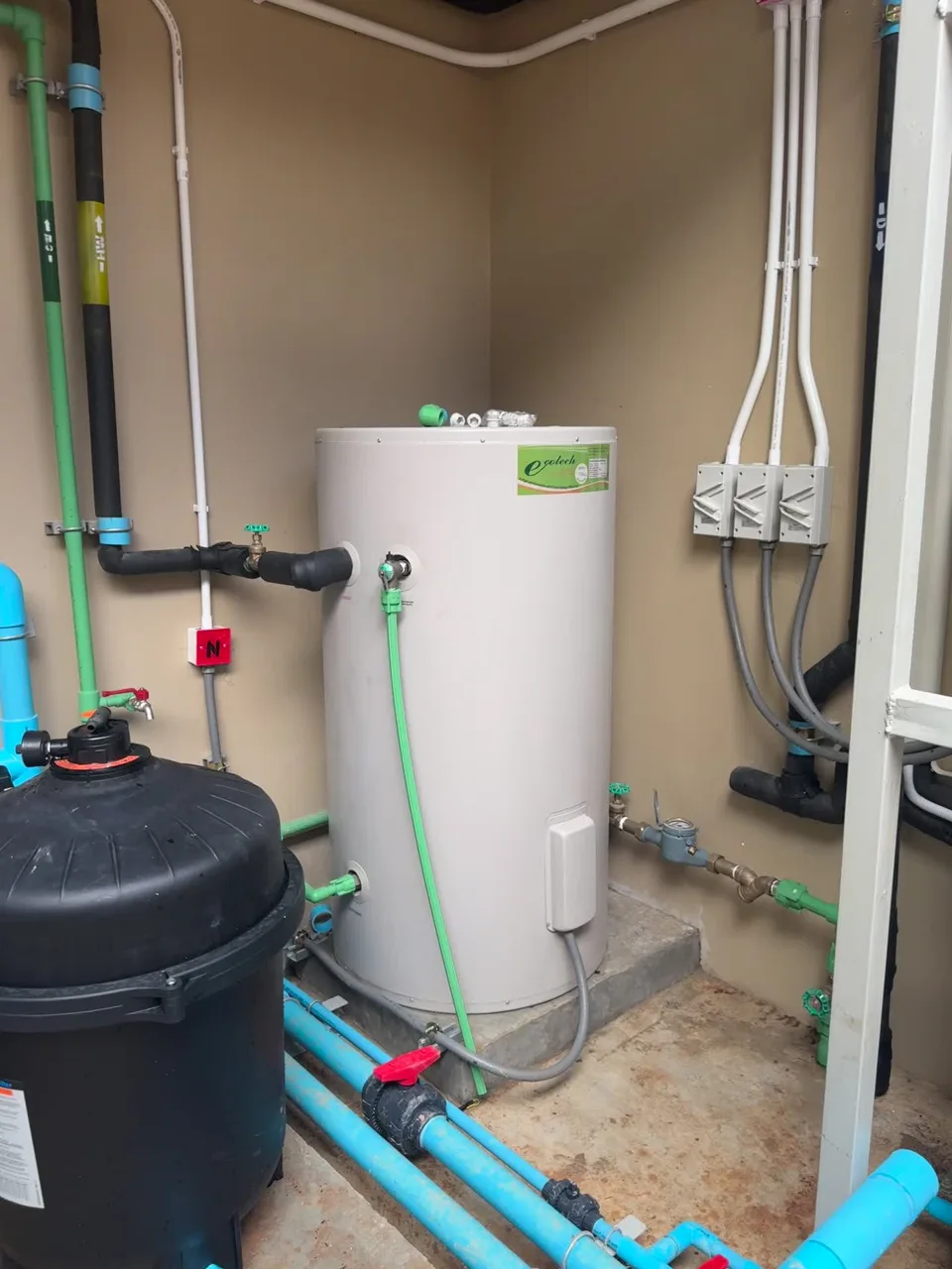 ติดตั้งเครื่องทำน้ำร้อน Ecotech 270 ลิตร — Pool Villa บ้านพักอาศัยเพื่อขาย อ.ถลาง ภูเก็ต - รูปที่ 5